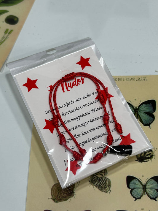 Pulsera 7 nudos roja con puño negro