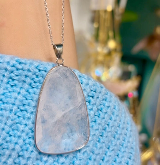 Collar Cuarzo blanco